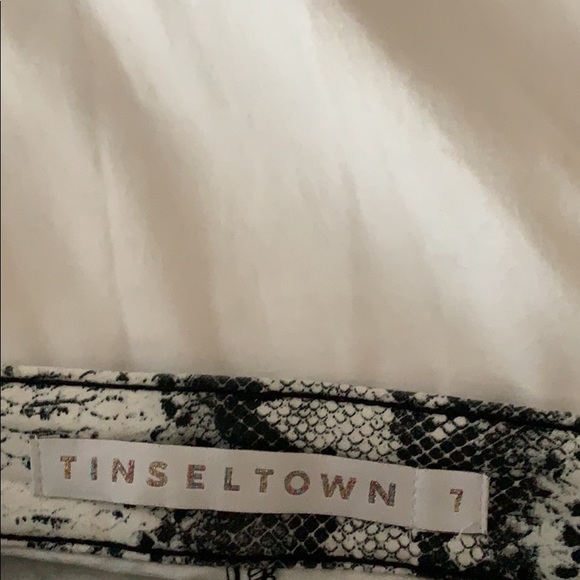 Skirt - Picture 2 of 2